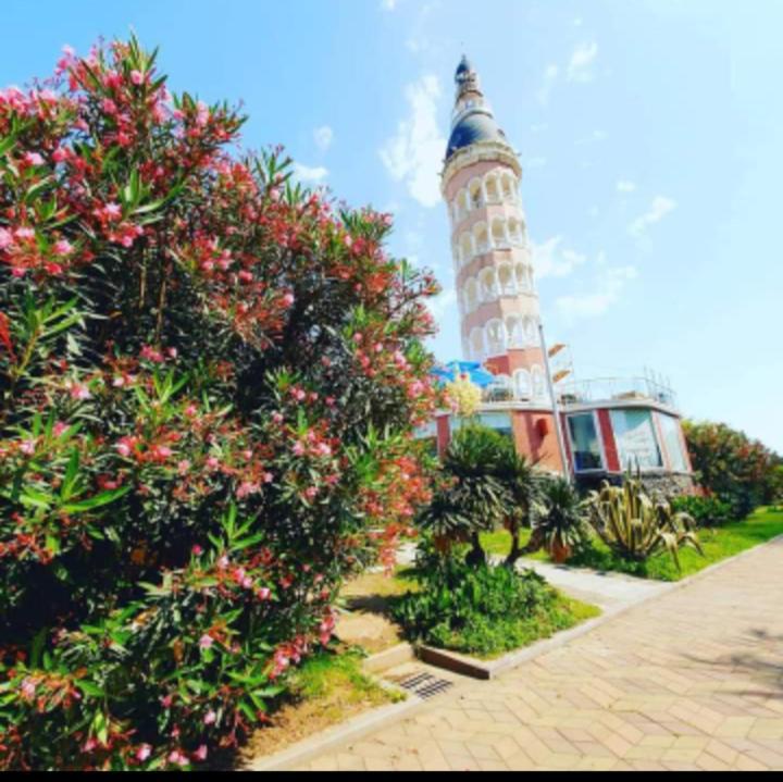 Batumi Appartments エクステリア 写真