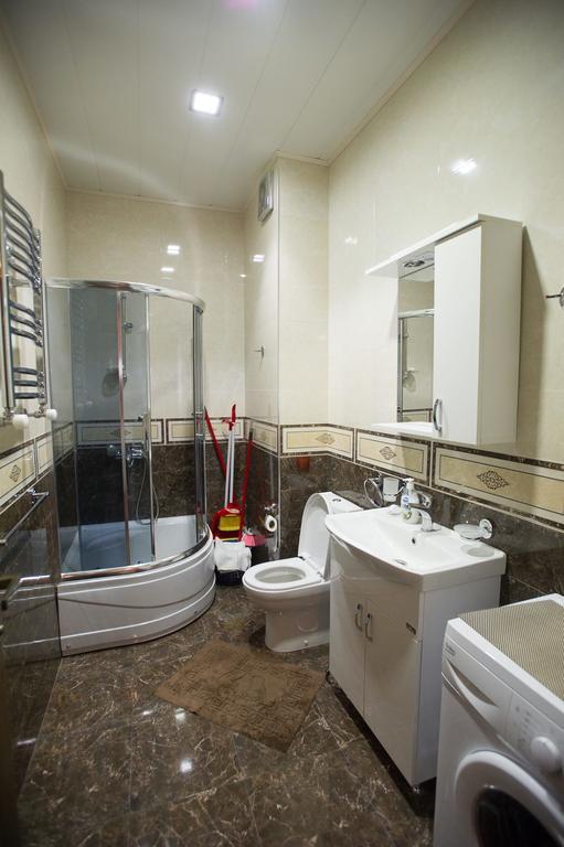 Batumi Appartments 部屋 写真