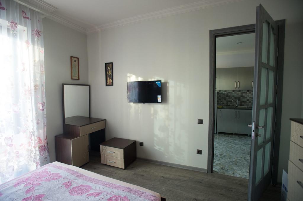 Batumi Appartments 部屋 写真